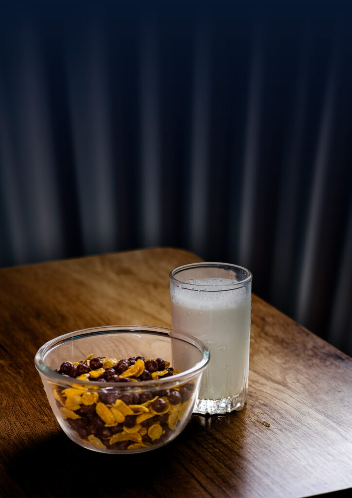 CORNFLAKES WITH MILK